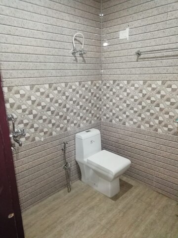 Bathroom in 3 BHK Builder Floor at Sector 51 – for Rent