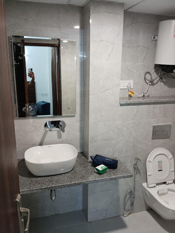 Bathroom in 1 RK Builder Floor at Sector 46 – for Rent