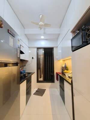 1 BHK Apartment For Sale in Unique Greens Ghodbunder Road, Ghodbunder Road