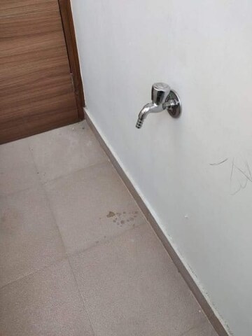 Studio Builder Floor For Rent in Sector 46