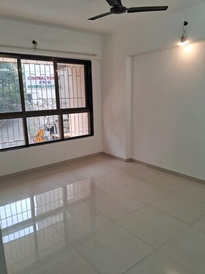 Room in 2 BHK Apartment at Uma Sadan Chembur, Chembur – for Sale