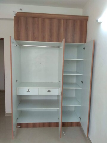 Furnished Amenities in 2.5 BHK Apartment at Mahagun Mywoods, Sector 16c Greater Noida – for Rent