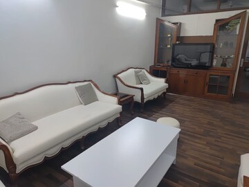 Team Area in 2 BHK Builder Floor at East of Kailash Block-B RWA, East Of Kailash – for Rent