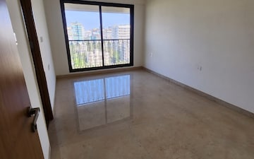 4 BHK Apartment For Rent in Zindagi CHS, Khar West