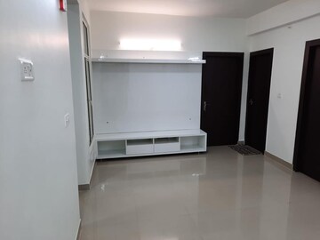Furnished Amenities in 3.5 BHK Apartment at M R Platinum 321, Raj Nagar Extension – for Rent