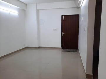 3 BHK Apartment For Rent in SG Grand, Raj Nagar Extension