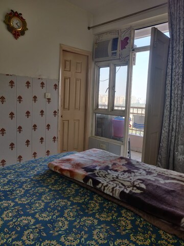 Bedroom in 2 BHK Apartment at Antriksh Golf View, Sector 78 – for Rent