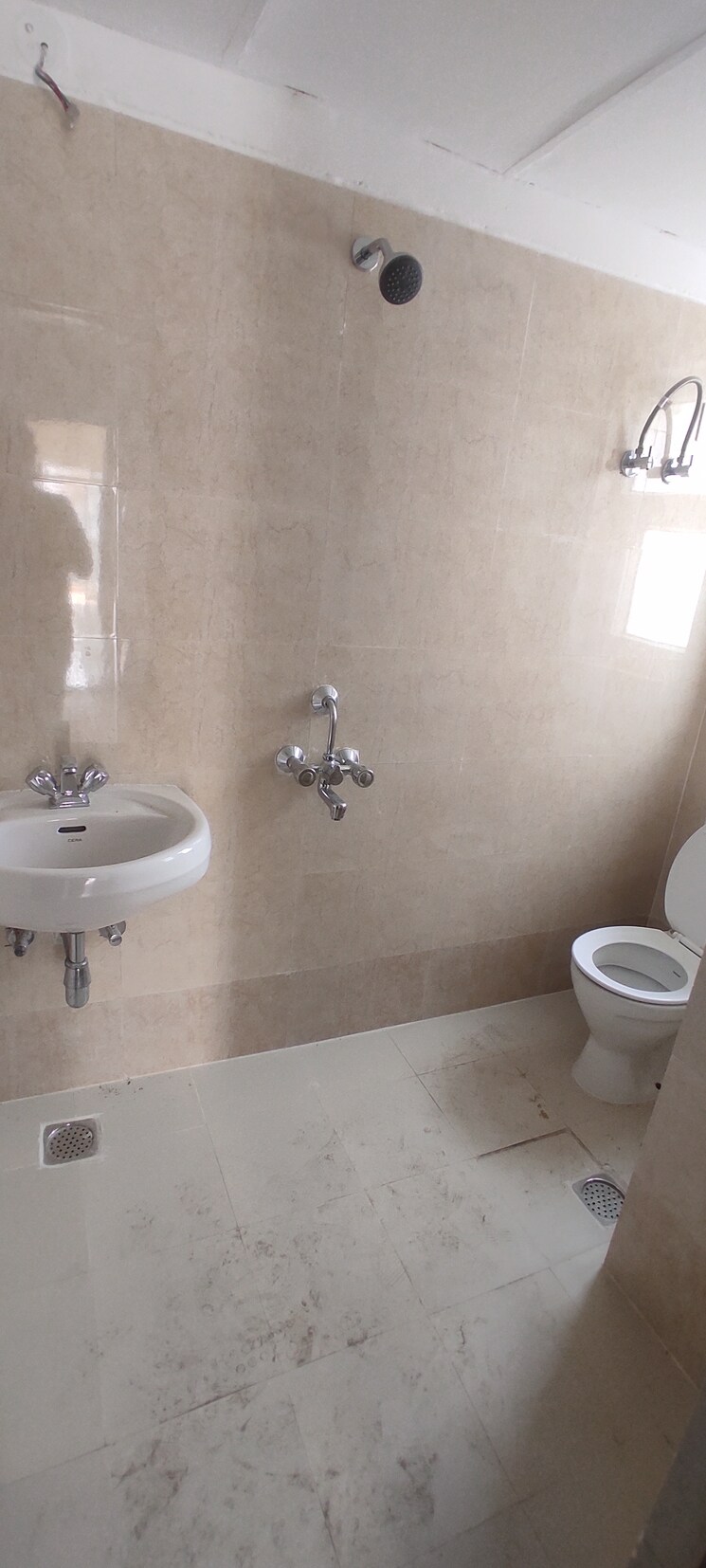 Attached Bathroom, bptp-park-elite-floors 3 Bedroom 250 Sq.Ft. Builder Floor In Sector 85 Faridabad 8590650