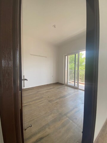 Room in 2 BHK Builder Floor at Ace Palm Floors, Sector 89 – for Rent