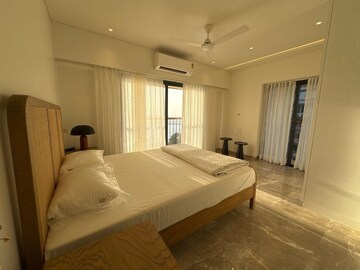 Bedroom in 3 BHK Apartment at Jolly Maker Apartment, Cuffe Parade – for Sale