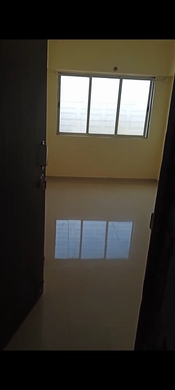 Room in 1 BHK Apartment at Vitthal Krupa Building, Vakola – for Rent