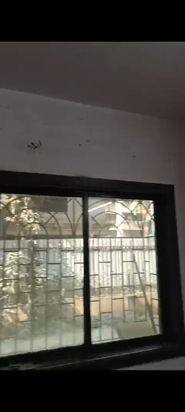 Room in 1 BHK Apartment at Vitthal Krupa Building, Vakola – for Rent