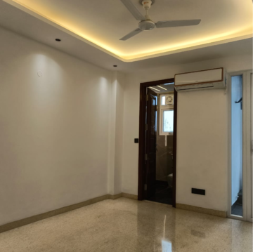 Room in 3 BHK Builder Floor at Saket – for Sale