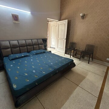 Bedroom in 1 RK Builder Floor at South Extension I – for Rent