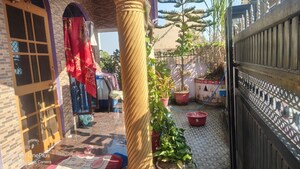 Parking in 4 BHK Independent House at Mohabbewala – for Sale