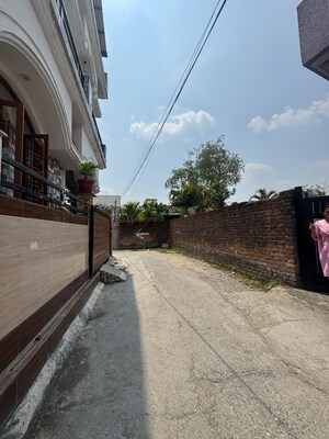 4 BHK Independent House – Exterior View View at Mohabbewala - for Sale