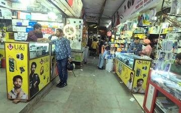 Shop For Rent in Chandni Chowk