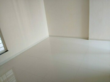 Room in 2 BHK Apartment at Dhanori – for Rent