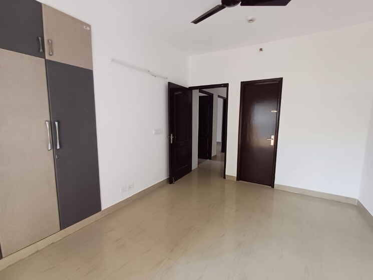 Room, nimbus-the-hyde-park 3 Bedroom 1320 Sq.Ft. Apartment In Sector 78 Noida 8590726