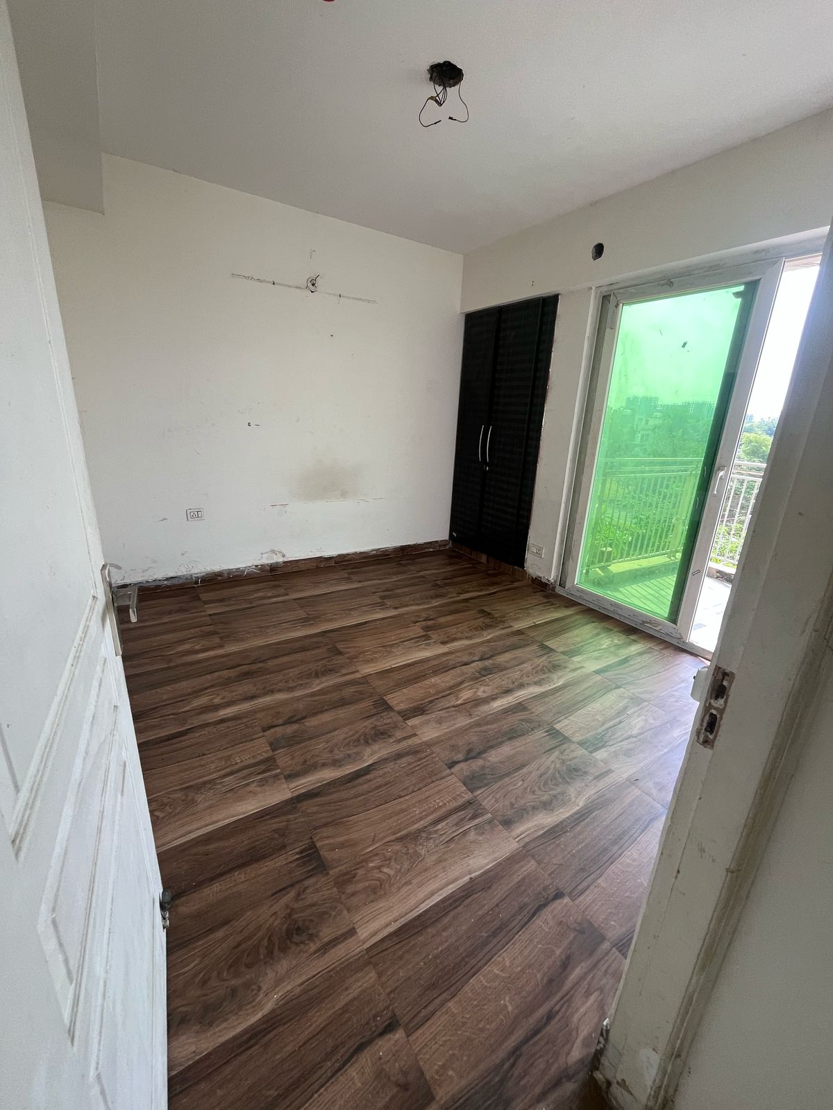 2.5 BHK + Study Room Apartment For Sale in Migsun Ultimo