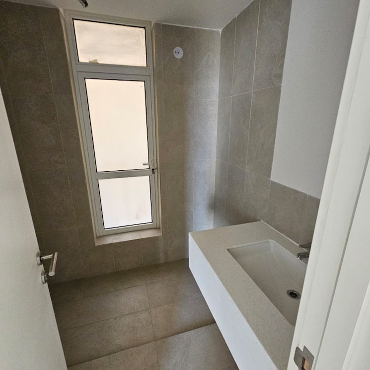 Bathroom, ireo-the-corridors 3 Bedroom 1727 Sq.Ft. Apartment In Ramgarh Dhani Gurgaon 8590738