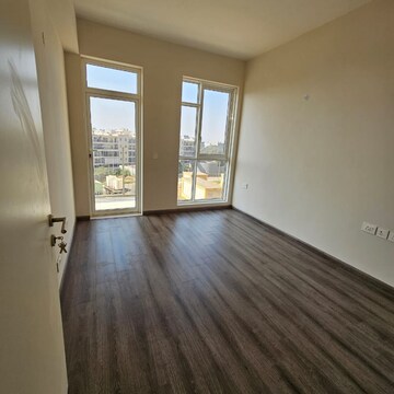 Room in 3 BHK Apartment at Ireo The Corridors, Ramgarh Dhani – for Rent