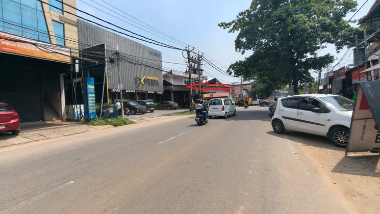  Parking, edapally Commercial Warehouse 4000 Sq.Ft. In Edapally Kochi 8590749