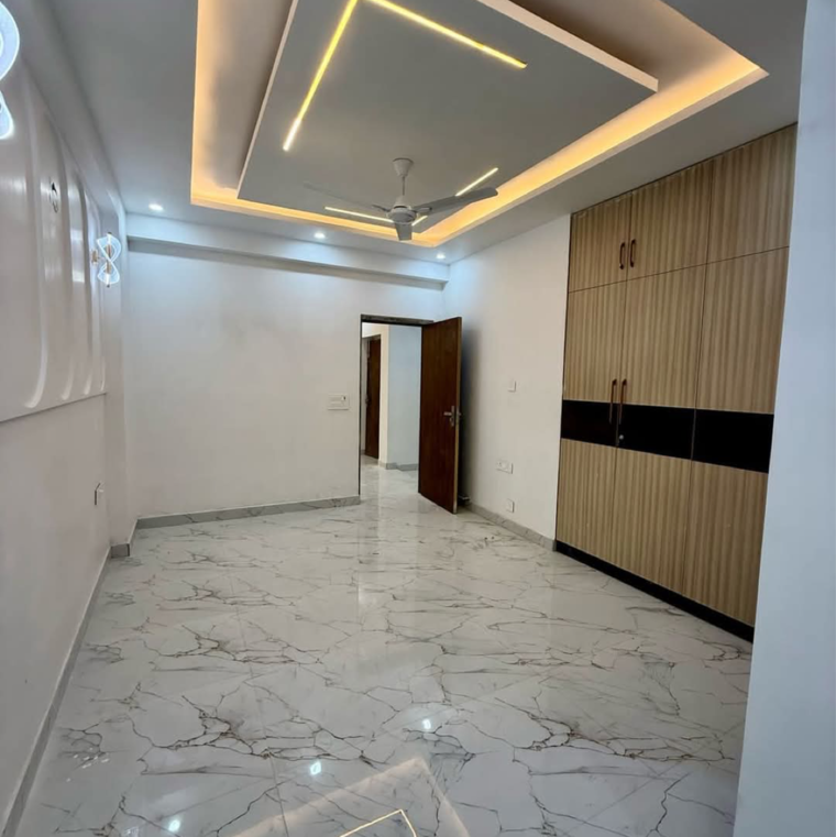 Room, mall-fifty-one 3 Bedroom 215 Sq.Ft. Builder Floor In Indira Colony Gurgaon 8590762