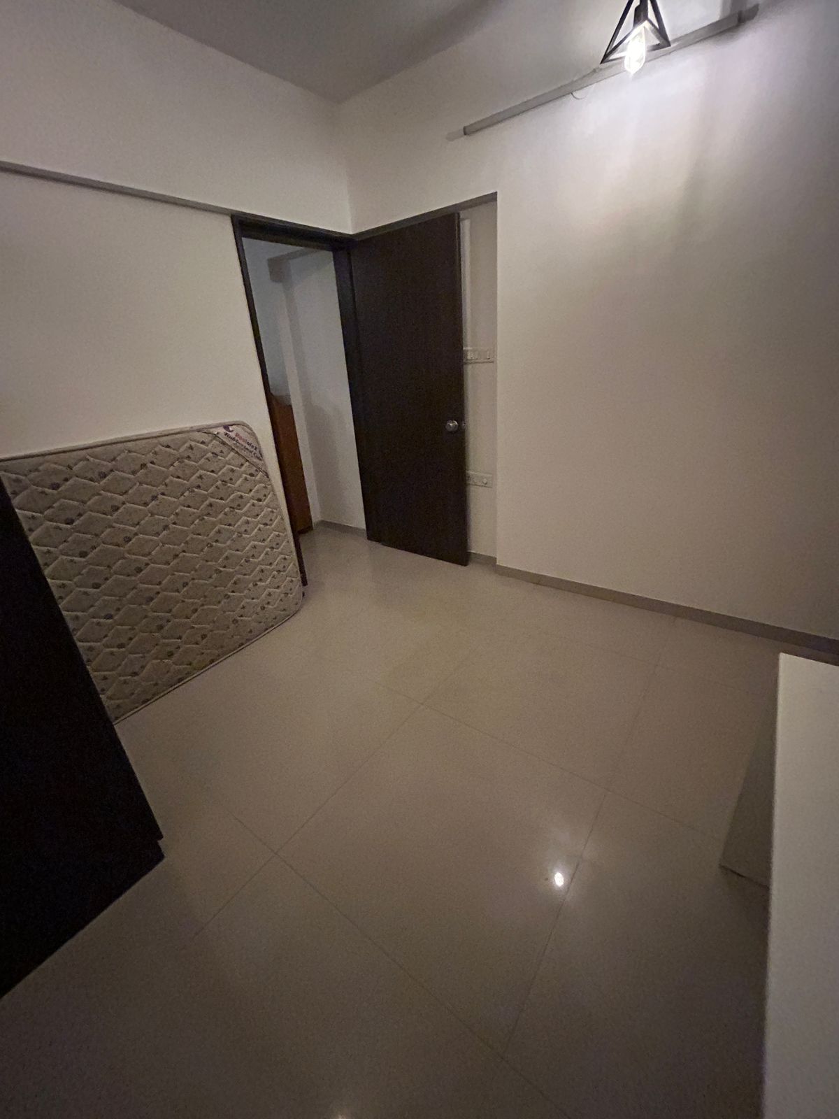 2 BHK Apartment For Rent in Venkatesh Graffiti
