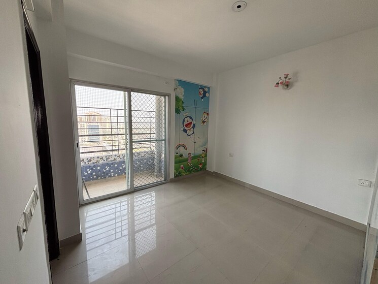 Room, nimbus-the-hyde-park 2.5 Bedroom 1080 Sq.Ft. Apartment In Sector 78 Noida 8590830