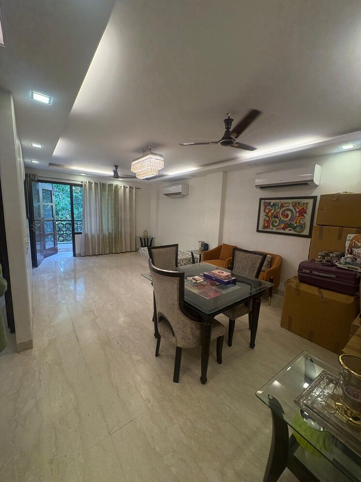 Living Room, veera-safdarjung-enclave 3 Bedroom 1850 Sq.Ft. Apartment In Safdarjung Enclave Delhi 8590852