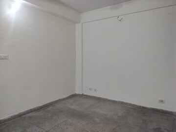 Room in 1 BHK Apartment at Molarband – for Rent