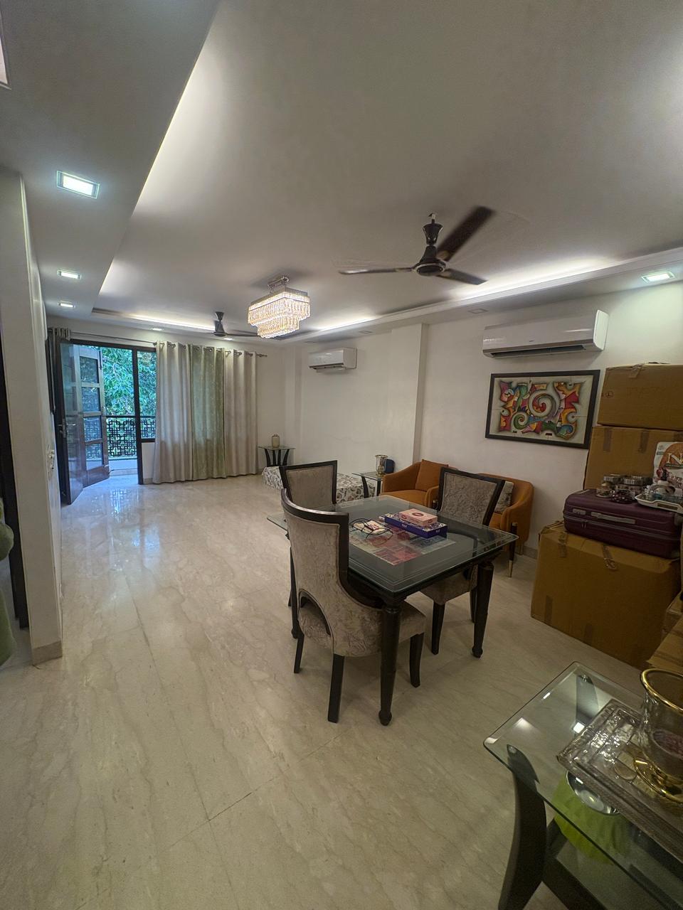 3 BHK + Pooja Room,Extra Room Apartment For Rent in RWA Humayunpur
