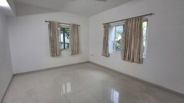 Room in 3 BHK Apartment at Jayabheri Orange County, Gachibowli – for Rent