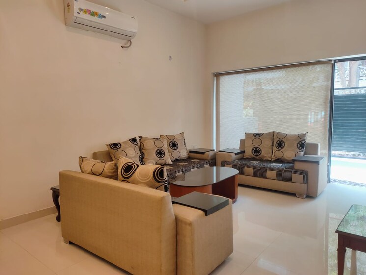 Living Room, florence-nightingale-lane 2 Bedroom 1200 Sq.Ft. Apartment In Green Park Delhi 8590861