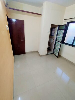 Room in 3 BHK Apartment at Agarwal And Doshi Complex, Vasai West – for Sale