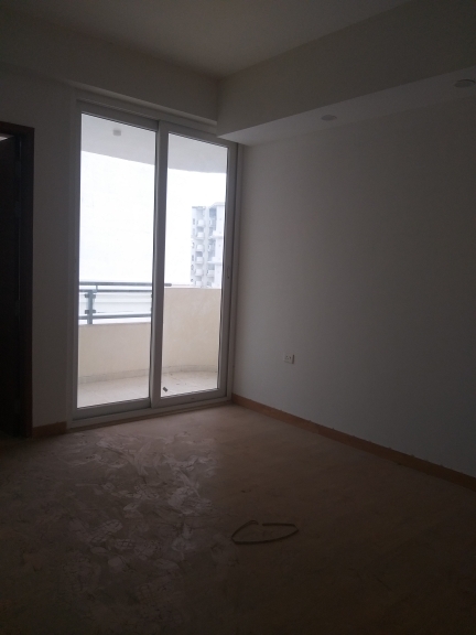 3 BHK + Extra Room Apartment For Sale in Amrapali Golf Homes