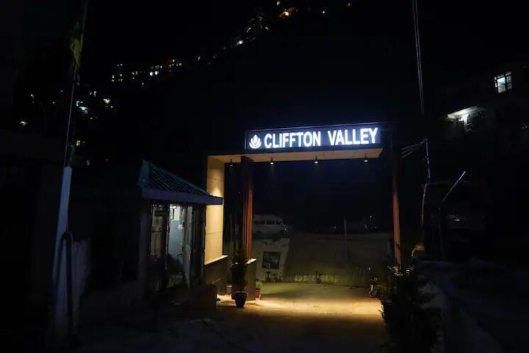  Parking, mehli 3 Bedroom 1650 Sq.Ft. Apartment In Mehli Shimla 8590964