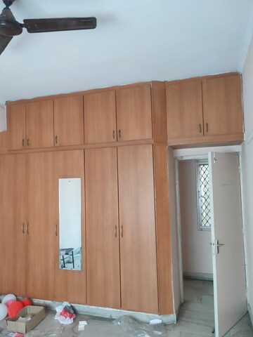 Furnished Amenities in 2 BHK Apartment at Windsor and Nova Society, Ahinsa Khand 2 – for Rent