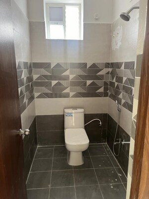 Master Bedroom in 3 BHK Apartment at Kondapur – for Sale