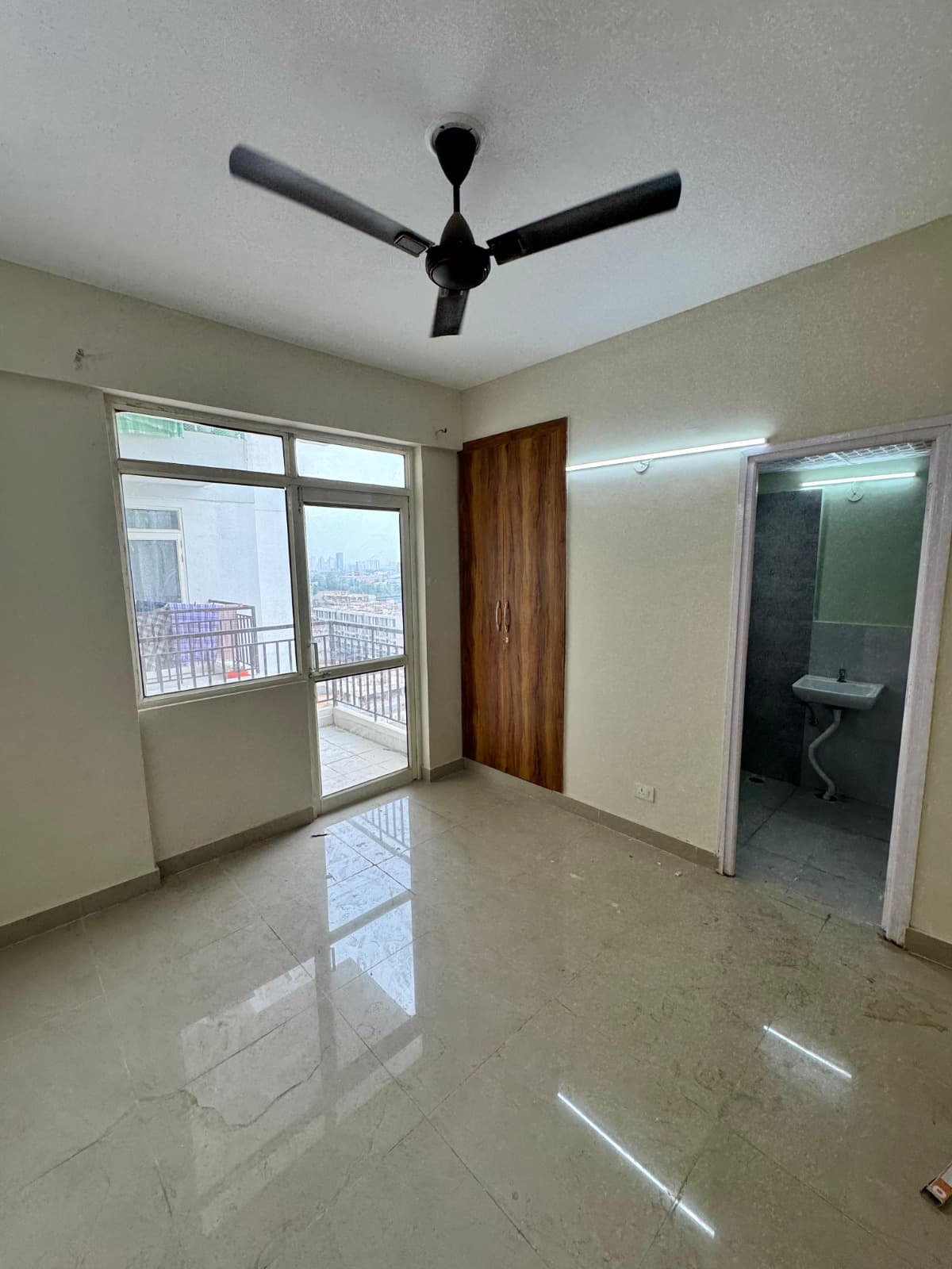 3 BHK 732 Sq.Ft. Apartment in Signature Global Golf Greens