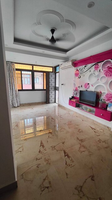 2 BHK Builder Floor For Rent in MKS Shiva Market, Pitampura