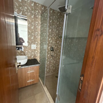 Attached Bathroom in 4 BHK Builder Floor at South Extension ii – for Rent