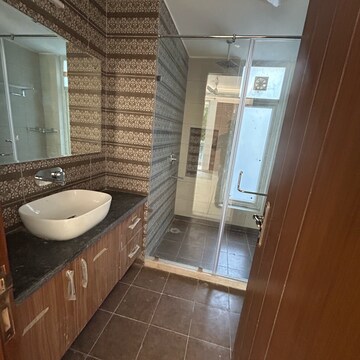 Attached Bathroom in 4 BHK Builder Floor at South Extension ii – for Rent