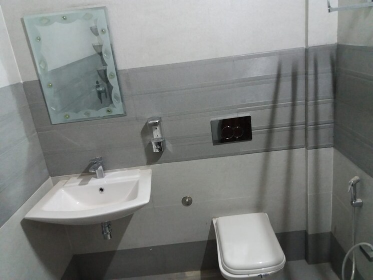 Bathroom, motia-blue-ridge 3 Bedroom 949 Sq.Ft. Apartment In Dhakoli Zirakpur 8591081