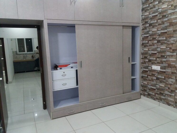 Bathroom, motia-blue-ridge 3 Bedroom 949 Sq.Ft. Apartment In Dhakoli Zirakpur 8591081