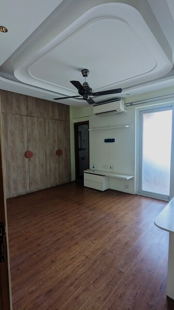 Room in 4 BHK Penthouse at Tulip Violet, Sector 69 – for Rent