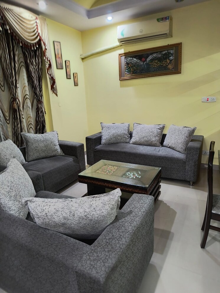 Living Room, greenwood-city 3 Bedroom 180 Sq.Yd. Builder Floor In Sector 40 Gurgaon 8591120