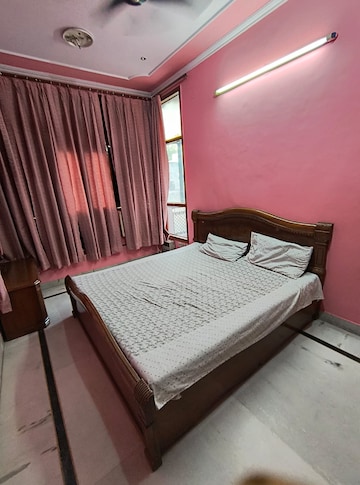 Bedroom in 3 BHK Builder Floor at Greenwood City, Sector 40 – for Sale