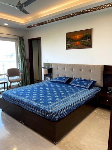 Bedroom in 3 BHK Apartment at Greenwood City, Sector 40 – for Rent